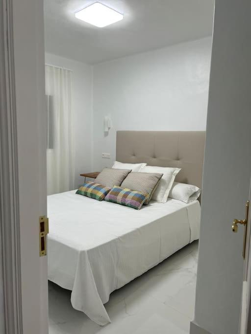 Moderno Apartamento Cerca Al Mar Tías Exterior foto