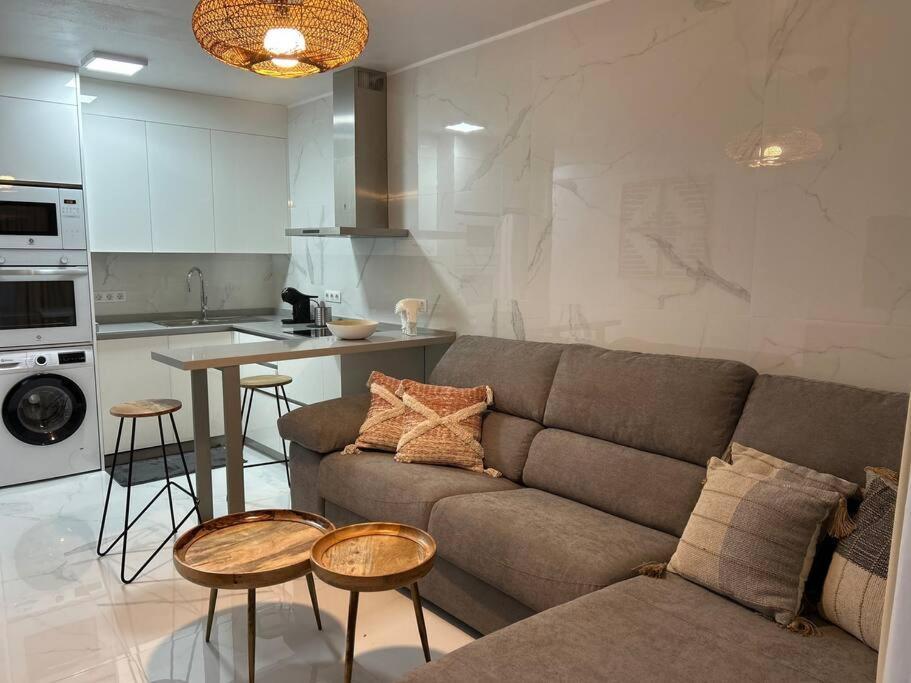 Moderno Apartamento Cerca Al Mar Tías Exterior foto